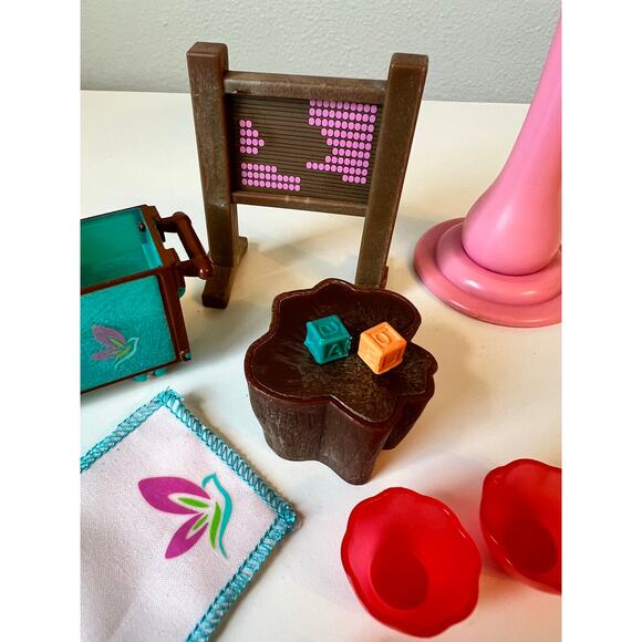 Li'l Woodzeez Dollhouse Mixed Accessory Lot - Picture 3 of 7